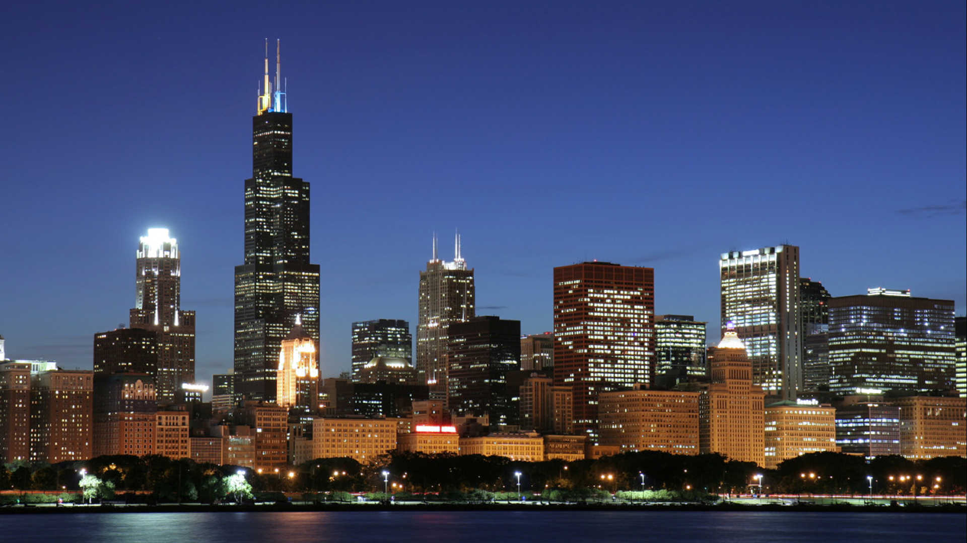 Chicago Skyline Real Estate Investments